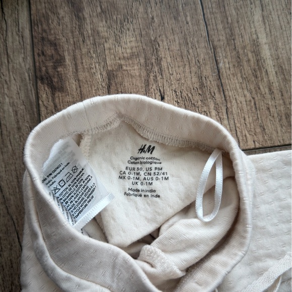 Baby Preemie Beige Bundle - H & M - Picture 5 of 9